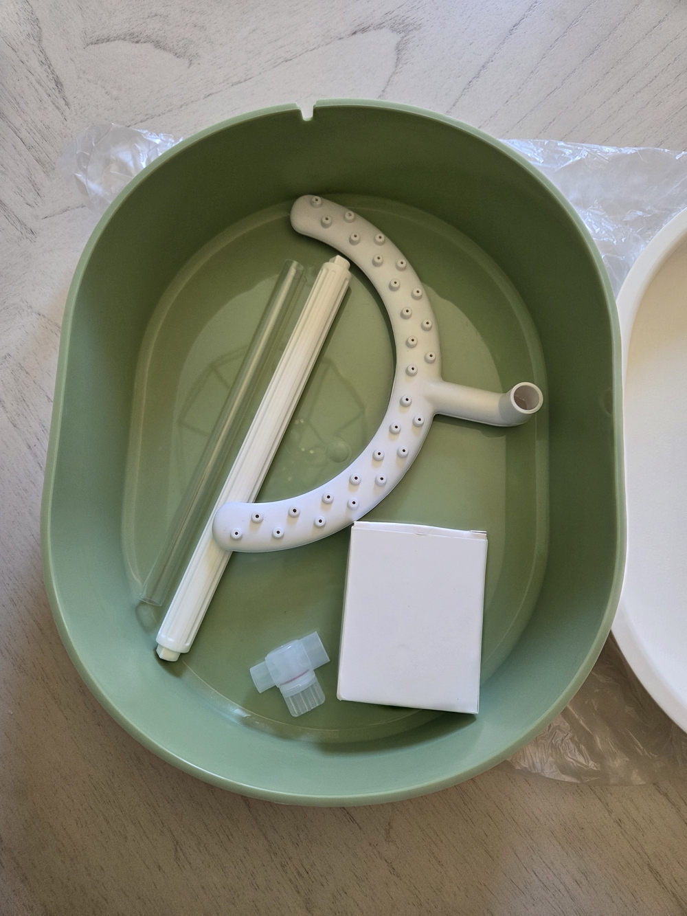 Tcwhniev Electric Parakeet Bird Bath